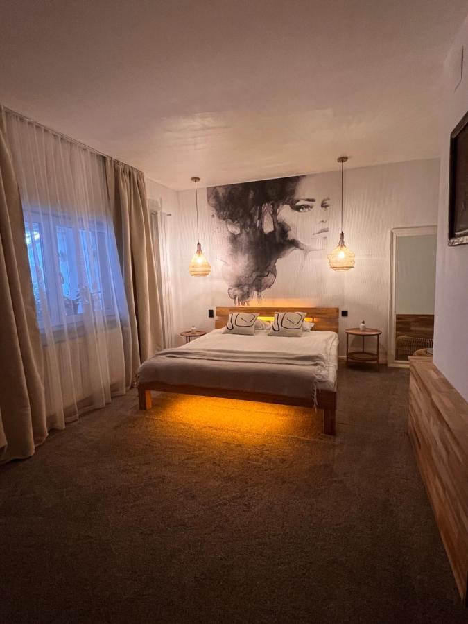 Shard Boutique Hotel-Adult Only บราชอฟ ภายนอก รูปภาพ