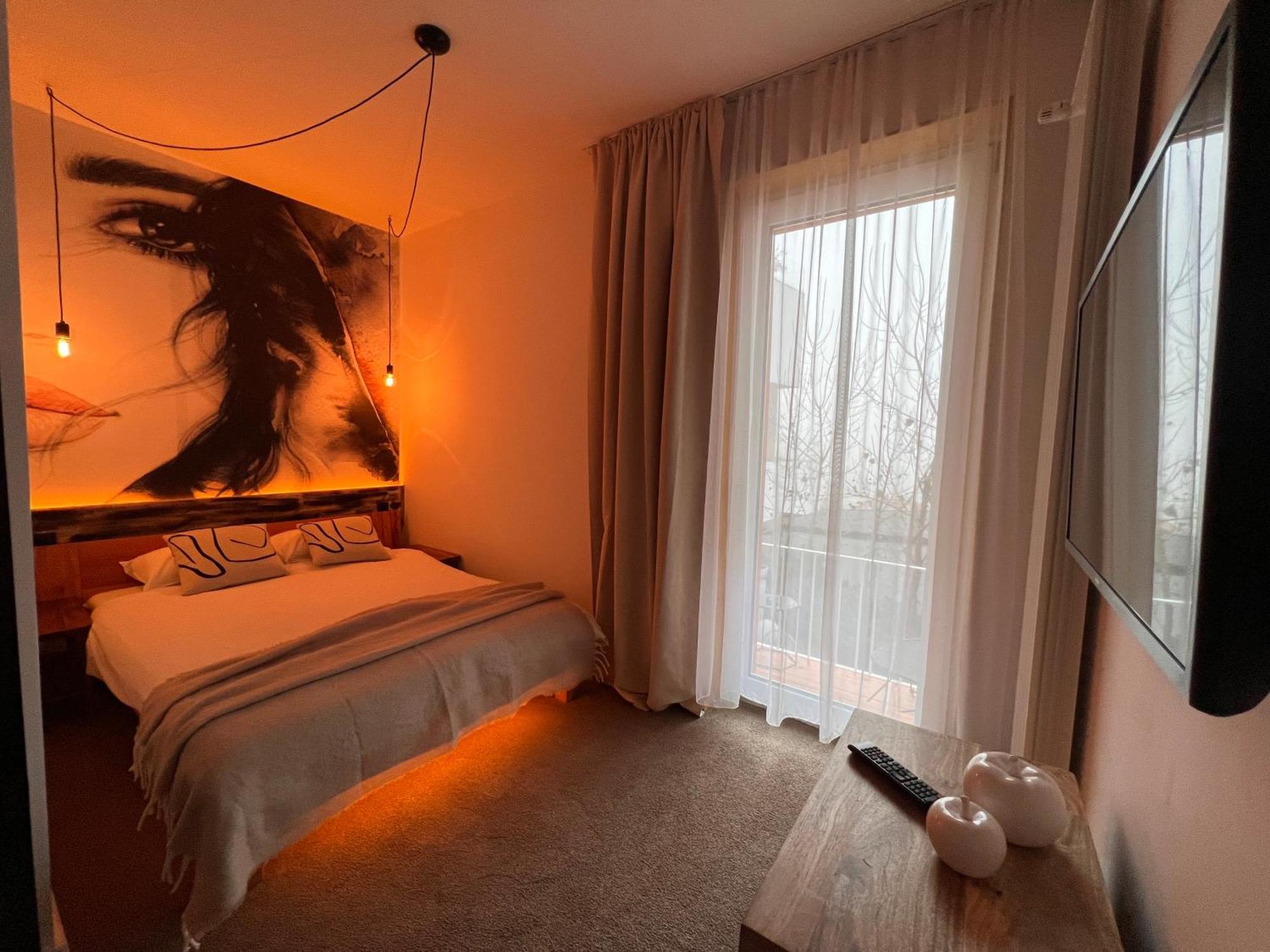 Shard Boutique Hotel-Adult Only บราชอฟ ภายนอก รูปภาพ
