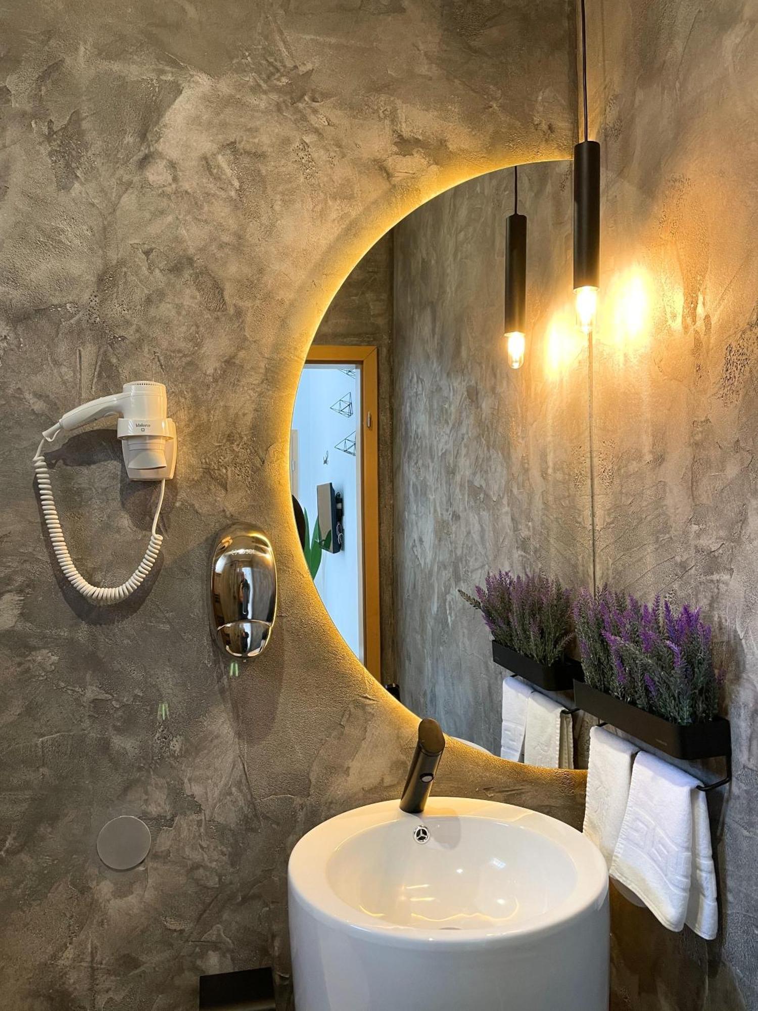Shard Boutique Hotel-Adult Only บราชอฟ ภายนอก รูปภาพ
